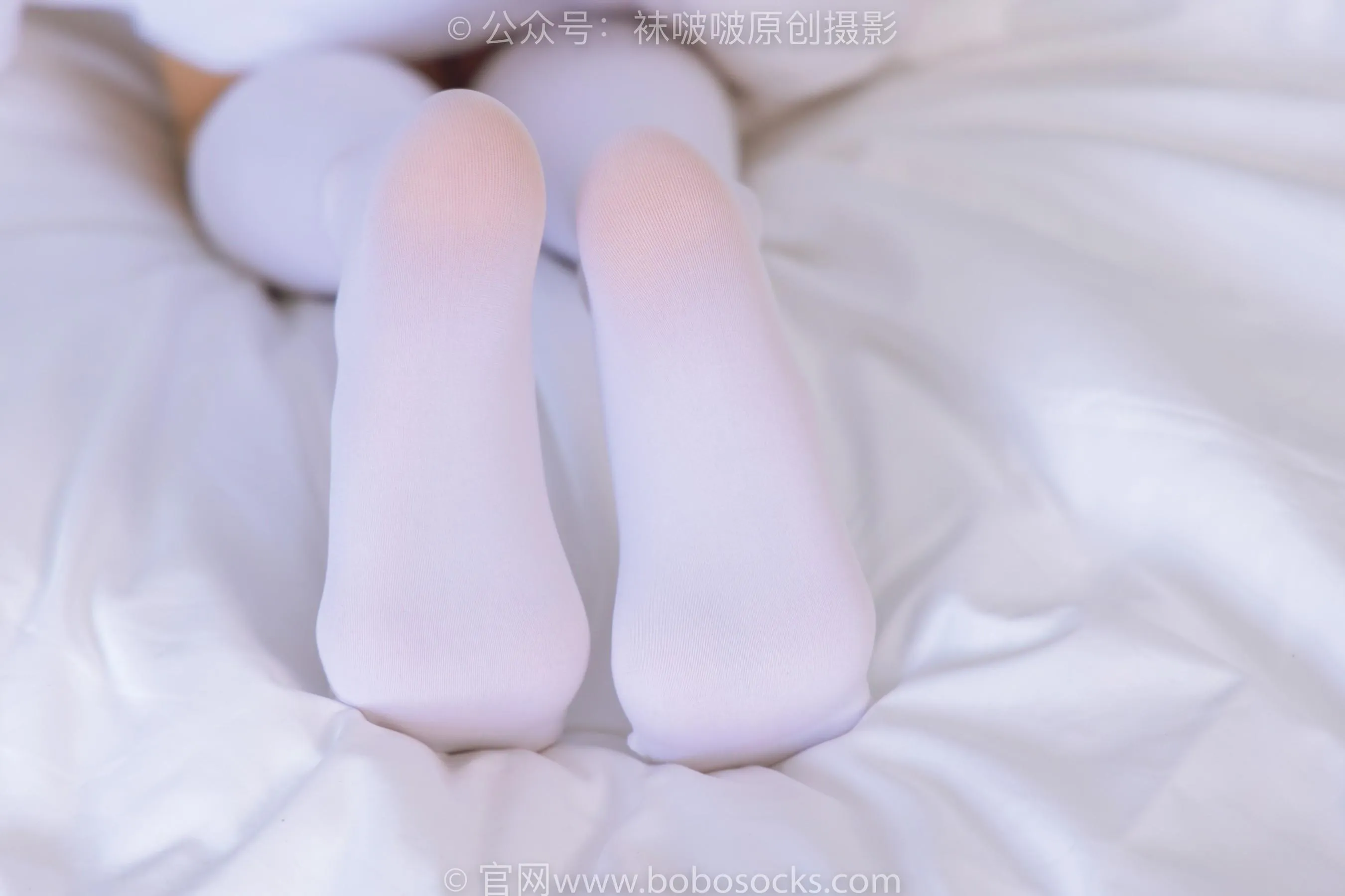 [BoBoSocks袜啵啵]NO.196 稚予-高跟鞋、白丝小腿袜、肉丝、护士装 [87P]插图5